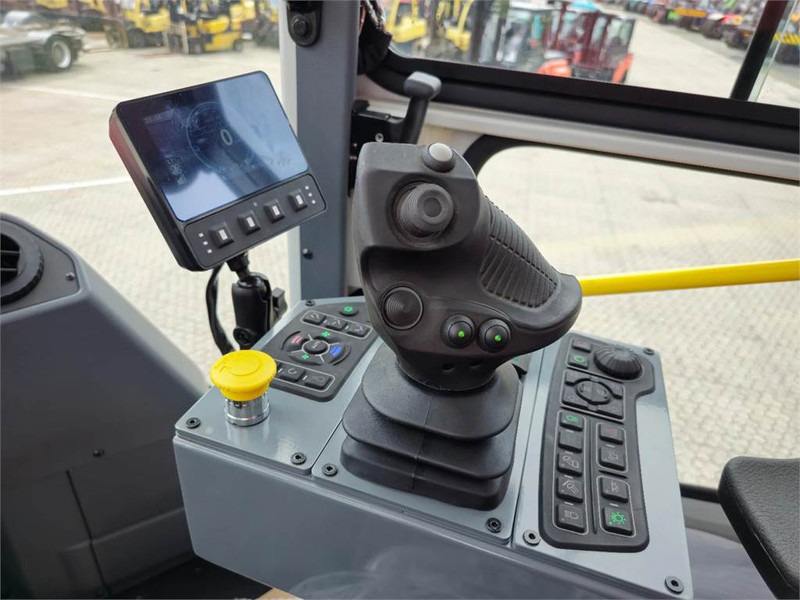 Kalmar DRU450-62S5 - Reach stacker: foto 3 Kalmar DRU450-62S5 - Reach stacker: foto 3