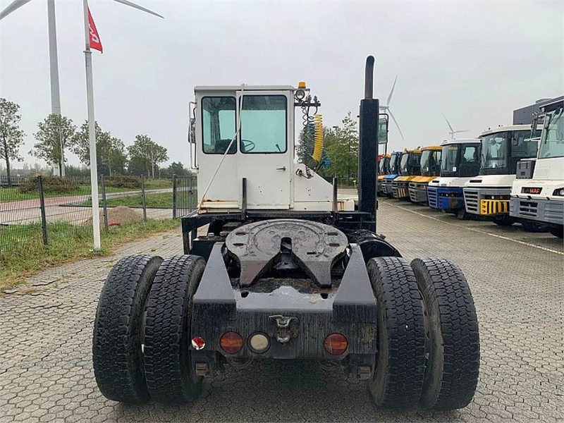 Kalmar Ottawa 50 - Tractor industrial: foto 5 Kalmar Ottawa 50 - Tractor industrial: foto 5