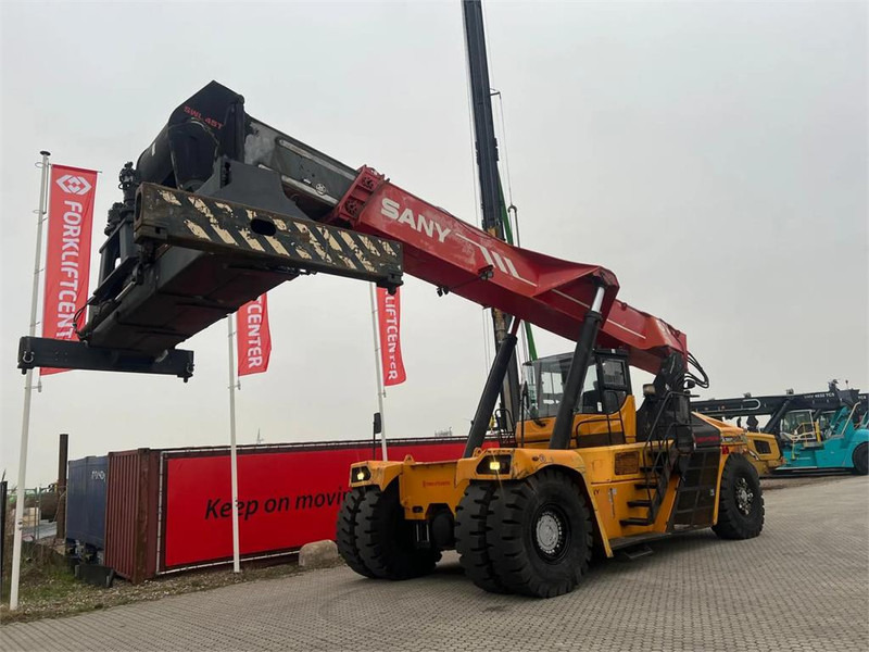 Sany RSC45C1 - Reach stacker: foto 4 Sany RSC45C1 - Reach stacker: foto 4