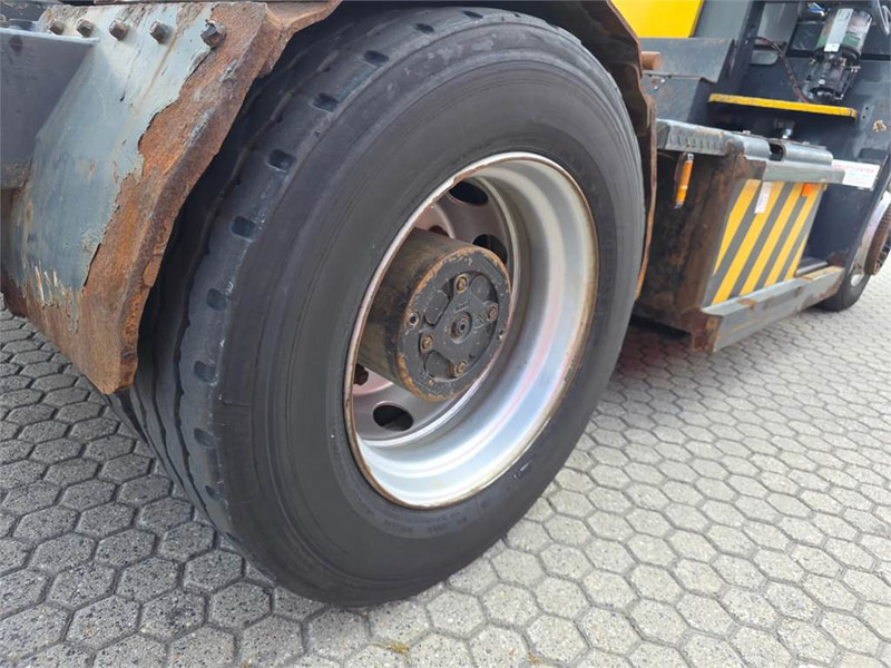 Tractor industrial Terberg RT222 4x4: foto 16