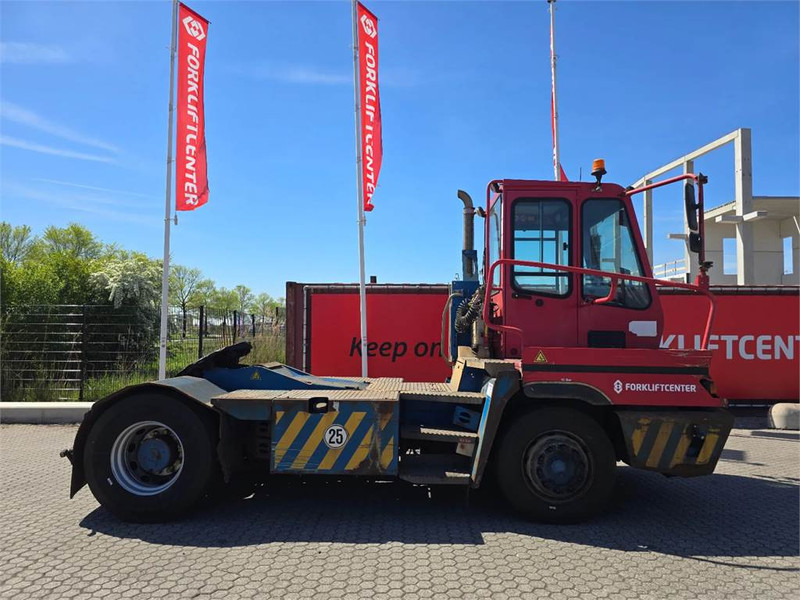 Terberg YT222 - Tractor industrial: foto 3 Terberg YT222 - Tractor industrial: foto 3