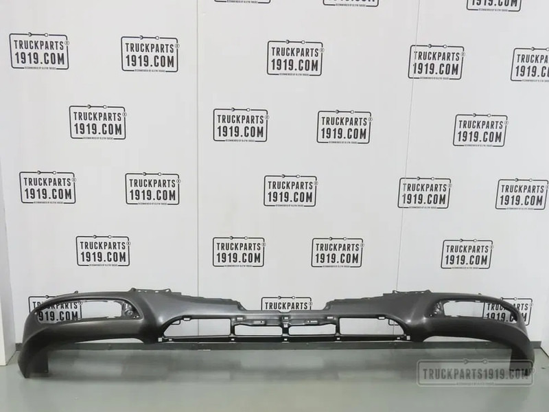 DAF 1953385 Bumper 106 - Parachoques para Camión: foto 1 DAF 1953385 Bumper 106 - Parachoques para Camión: foto 1