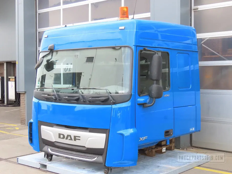 DAF Body & Chassis Parts Cabine DAF XF Space Cab - Cabina e interior para Camión: foto 2 DAF Body & Chassis Parts Cabine DAF XF Space Cab - Cabina e interior para Camión: foto 2