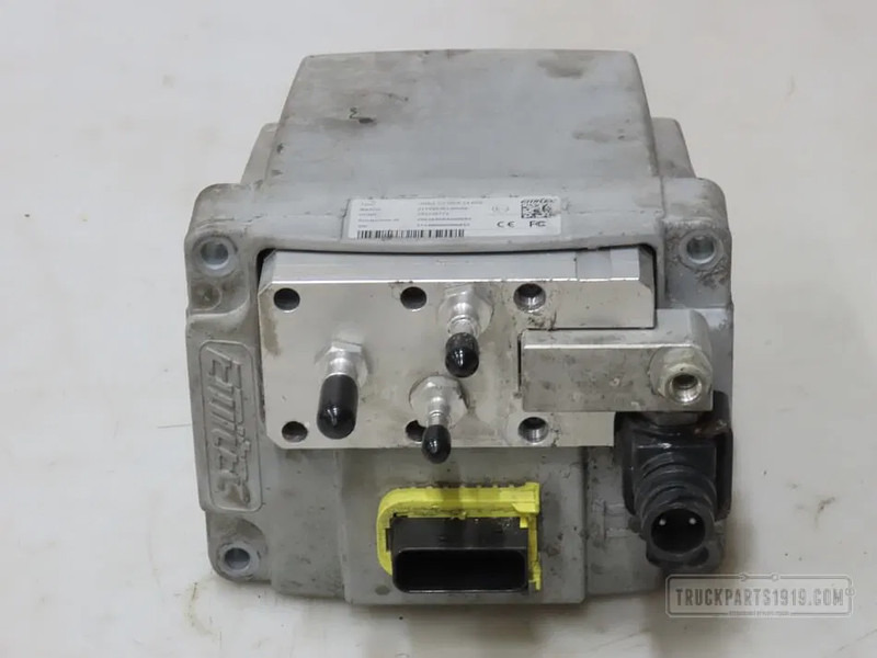 MAN 81154036146 AdBlue pomp - Silenciador/ Sistema de escape para Camión: foto 1 MAN 81154036146 AdBlue pomp - Silenciador/ Sistema de escape para Camión: foto 1