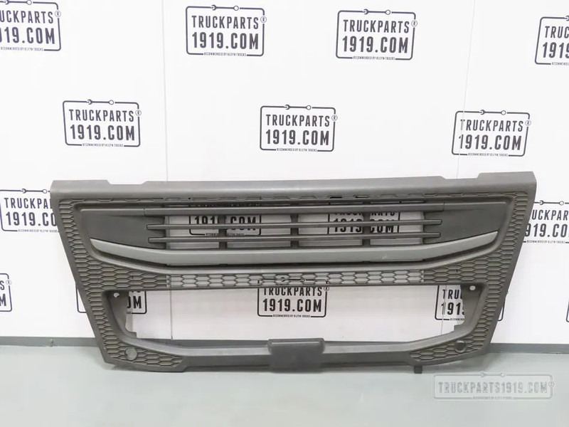 Volvo 82404944 Ondergrille - Parrilla para Camión: foto 1 Volvo 82404944 Ondergrille - Parrilla para Camión: foto 1