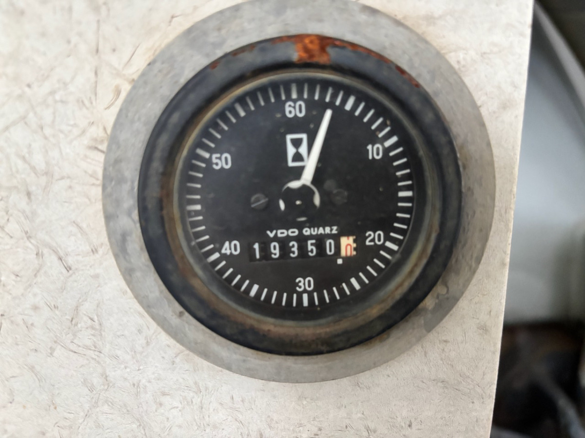 Camión hormigonera SCANIA P124CB8x4: foto 15 Camión hormigonera SCANIA P124CB8x4: foto 15