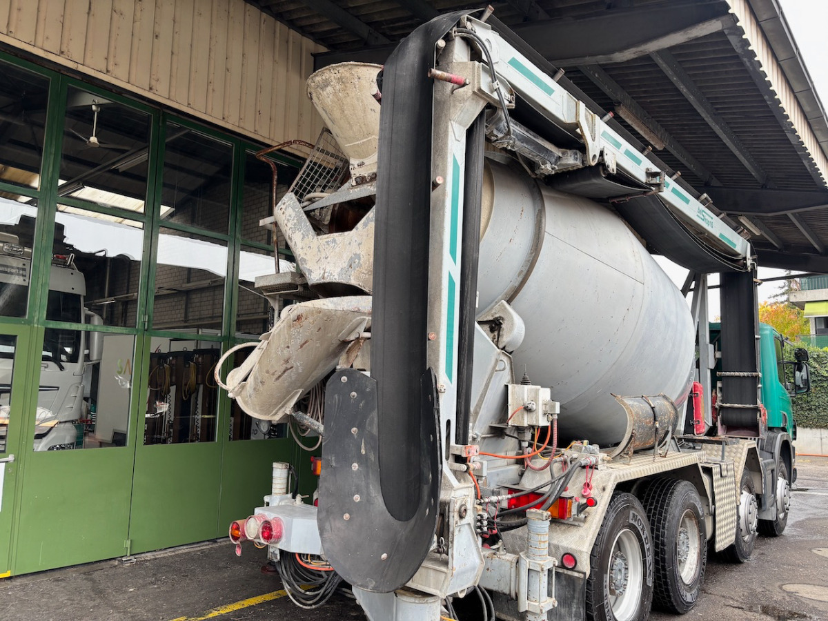 Camión hormigonera SCANIA P124CB8x4: foto 19 Camión hormigonera SCANIA P124CB8x4: foto 19