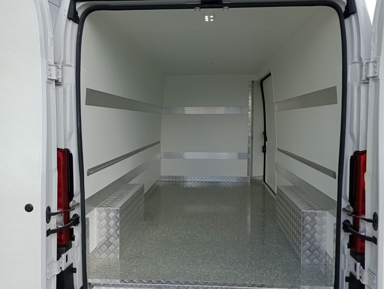 Fiat Ducato 140 L3H2 Kühlkasten - Furgoneta frigorifica: foto 1 Fiat Ducato 140 L3H2 Kühlkasten - Furgoneta frigorifica: foto 1