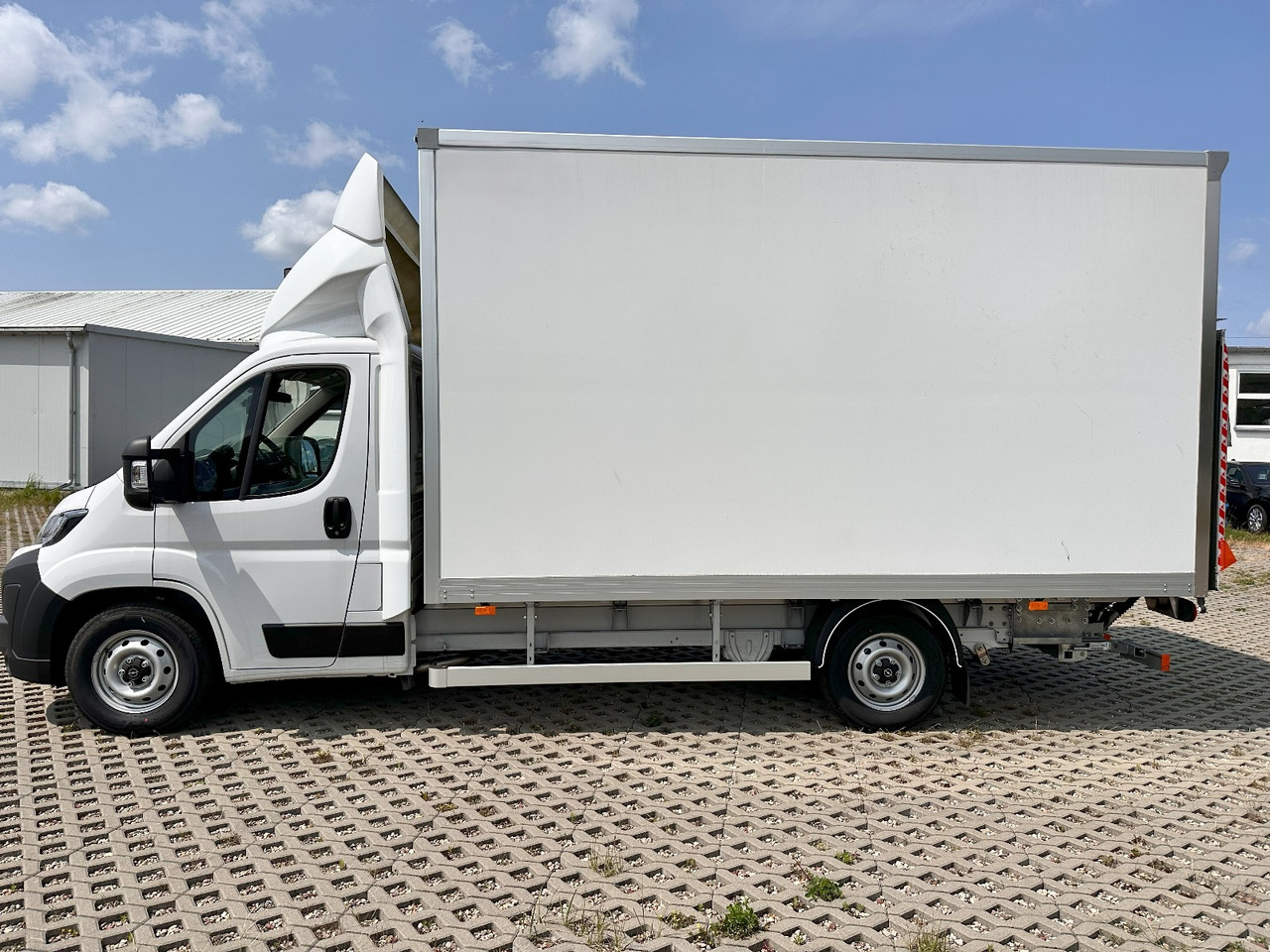 Furgoneta caja cerrada nuevo Opel Movano 180 DHollandia: foto 12