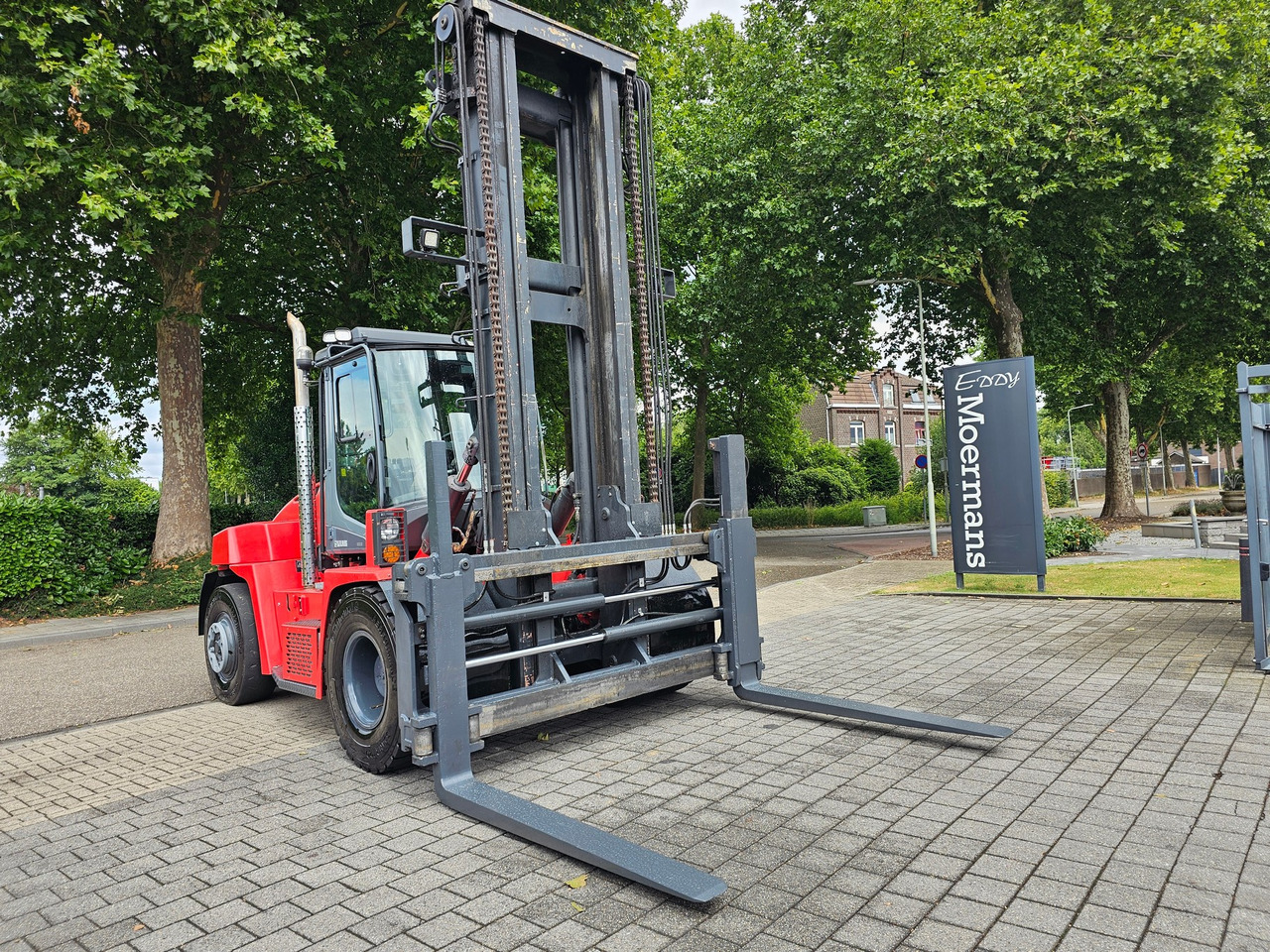 Kalmar DCG 120-6 Diesel - Carretilla elevadora: foto 5 Kalmar DCG 120-6 Diesel - Carretilla elevadora: foto 5