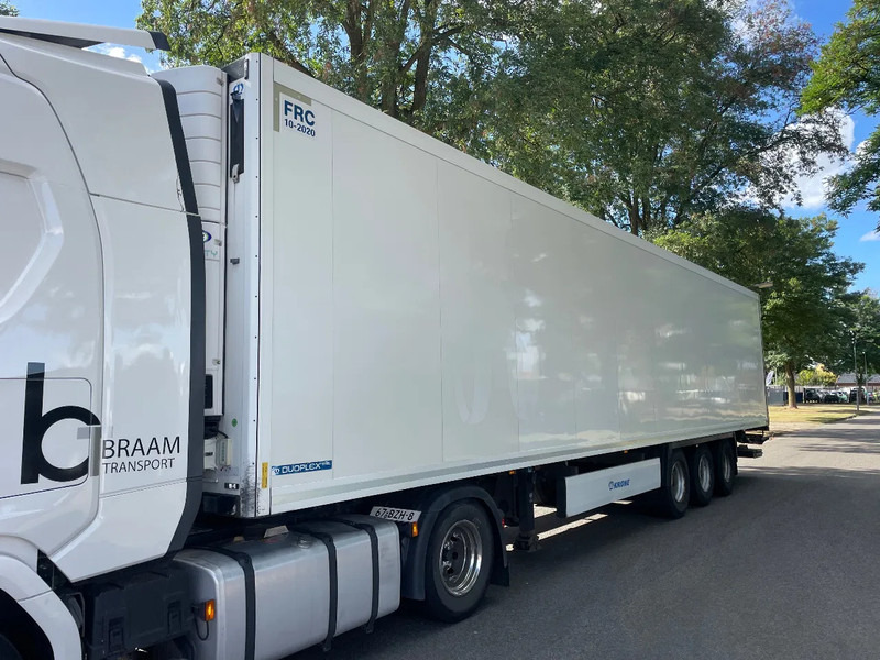 Krone Koeler 3 Asser met klep 2 stuks op voorraad - Semirremolque frigorífico: foto 1 Krone Koeler 3 Asser met klep 2 stuks op voorraad - Semirremolque frigorífico: foto 1