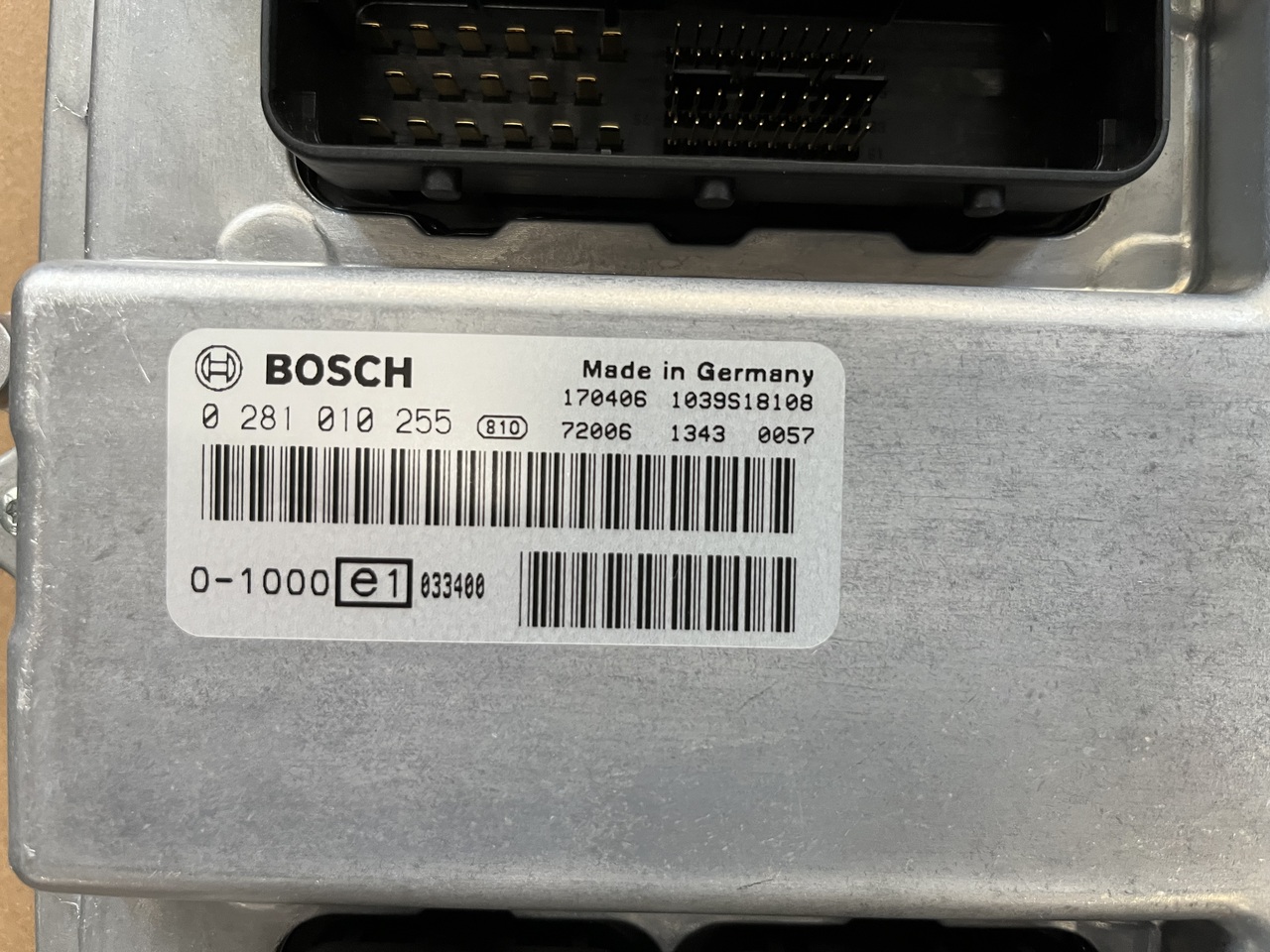 CONTROL UNIT MAN TGA 0281010255 - Unidad de control para Camión: foto 2 CONTROL UNIT MAN TGA 0281010255 - Unidad de control para Camión: foto 2