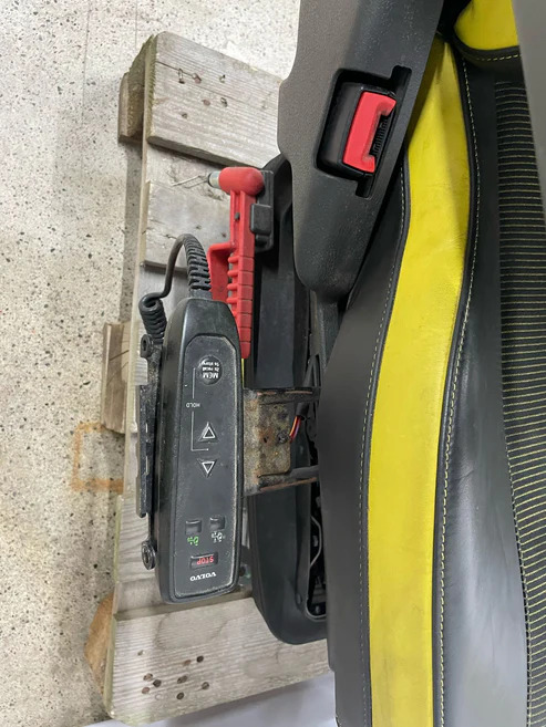 Volvo FH16 FH4 - Asiento: foto 4 Volvo FH16 FH4 - Asiento: foto 4