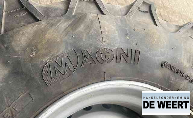 Magni 445/65R22.5 - Neumáticos y llantas para Maquinaria agrícola: foto 4 Magni 445/65R22.5 - Neumáticos y llantas para Maquinaria agrícola: foto 4