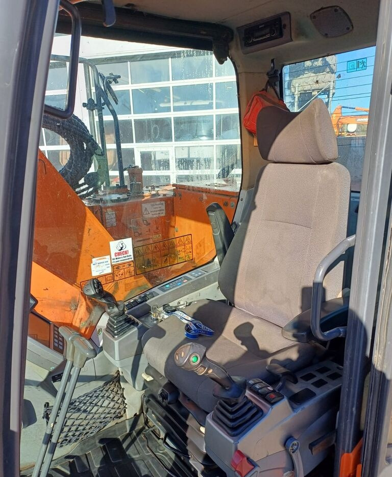 Excavadora de cadenas Doosan DX140LCR-3: foto 9