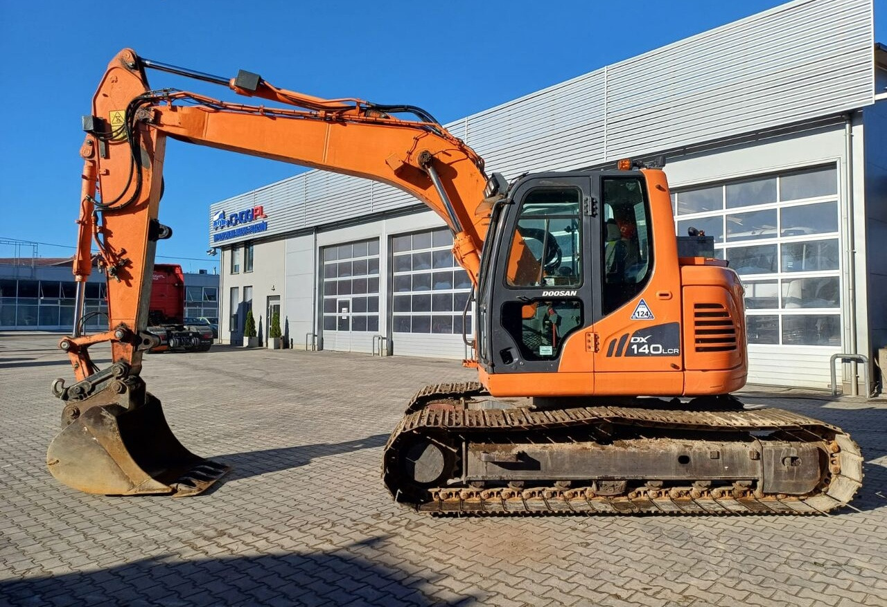 Excavadora de cadenas Doosan DX140LCR-3: foto 8