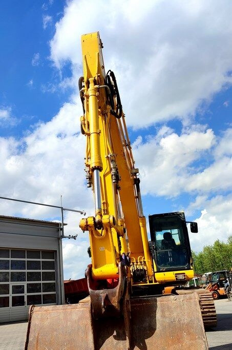 Komatsu PC210LC-11 - Excavadora de cadenas: foto 3 Komatsu PC210LC-11 - Excavadora de cadenas: foto 3