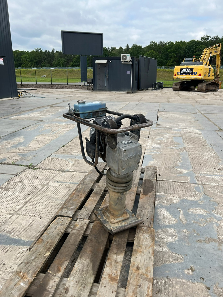 Ubijak WEBER MT SRX 65R-3 - Vibroapisonador: foto 5 Ubijak WEBER MT SRX 65R-3 - Vibroapisonador: foto 5