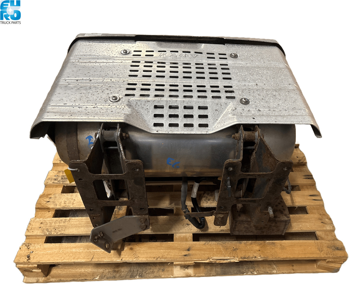 DAF LF45-55, E6 EXHAUST SILENCER USED + DEPOSIT 1708567U - Tubo de escape para Camión: foto 2 DAF LF45-55, E6 EXHAUST SILENCER USED + DEPOSIT 1708567U - Tubo de escape para Camión: foto 2