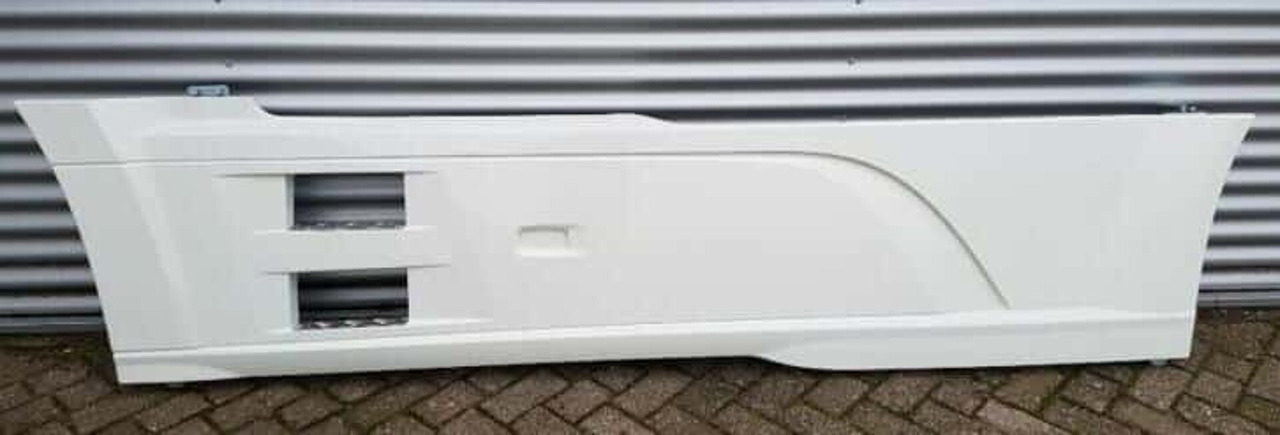 DAF XF/CF EURO 6 ZIJSKIRT SET WB3800 COLOR H3279 tot 2017 jaar 000039 - Parachoques para Camión: foto 3 DAF XF/CF EURO 6 ZIJSKIRT SET WB3800 COLOR H3279 tot 2017 jaar 000039 - Parachoques para Camión: foto 3