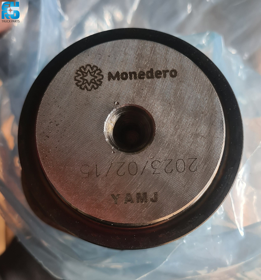 NOKKENAS VOLVO D13K 22475254 - Árbol de levas para Camión: foto 4 NOKKENAS VOLVO D13K 22475254 - Árbol de levas para Camión: foto 4