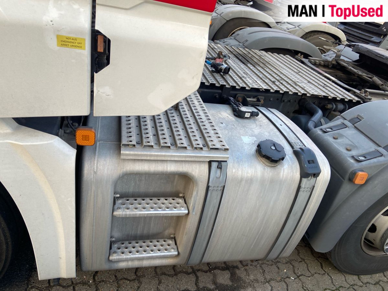 MAN TGX 26.470 6x2/4 BL SA "ADR" - Cabeza tractora: foto 5 MAN TGX 26.470 6x2/4 BL SA "ADR" - Cabeza tractora: foto 5