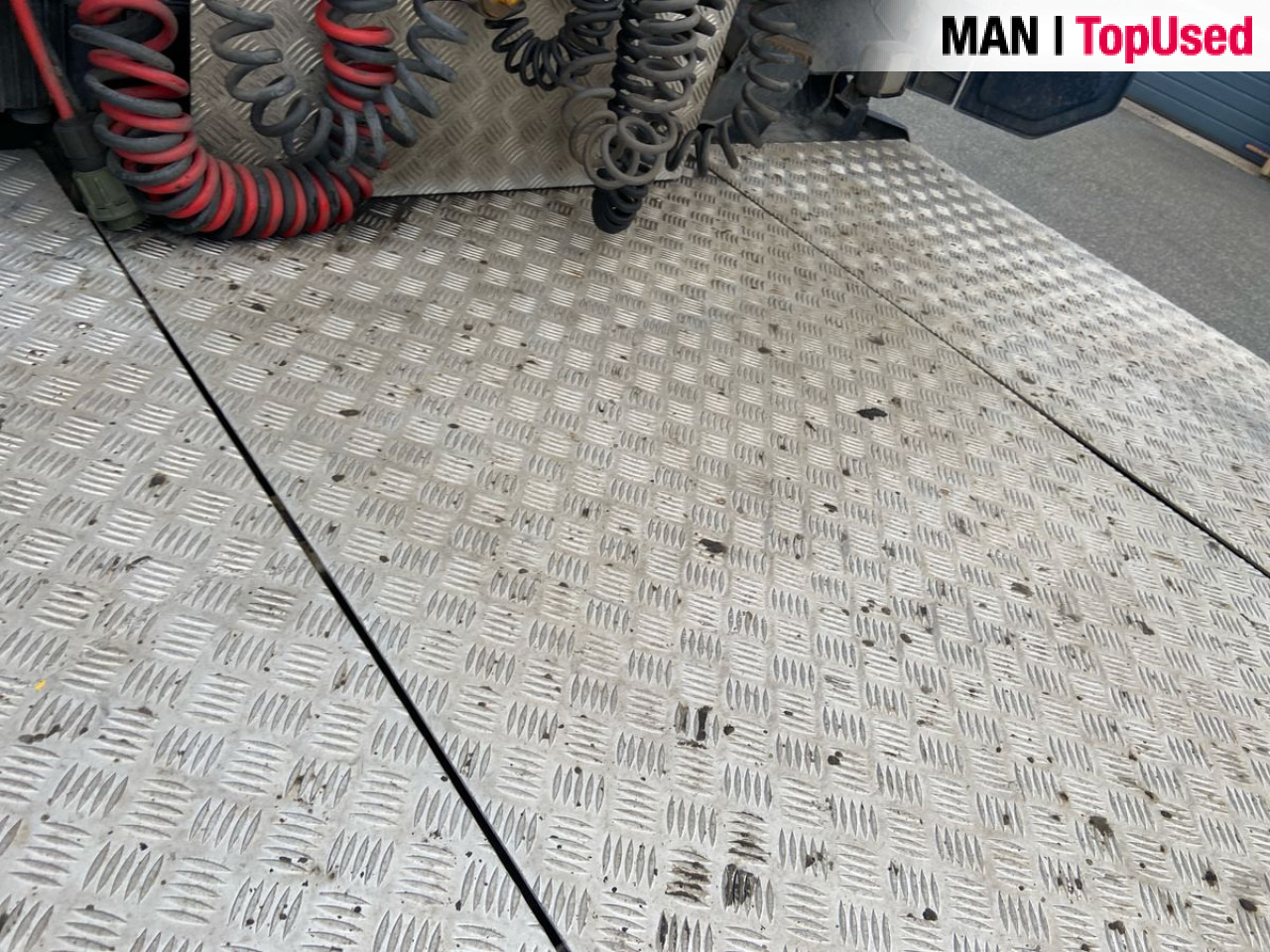 MAN TGX 28.510 6x2=2 BL SA "PTO" - Cabeza tractora: foto 4 MAN TGX 28.510 6x2=2 BL SA "PTO" - Cabeza tractora: foto 4