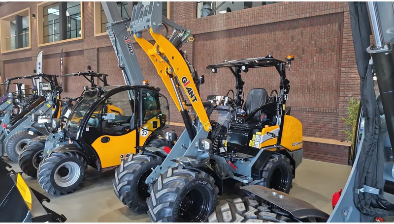Giant Jubileum modellen G2500 HD & G2700 HD - Cargadora articulada: foto 2 Giant Jubileum modellen G2500 HD & G2700 HD - Cargadora articulada: foto 2