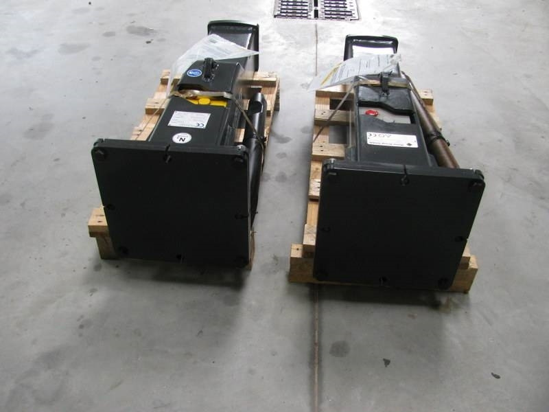 Mustang HM200 teža 205kg NOVO - Martillo hidráulico para Maquinaria de construcción: foto 3 Mustang HM200 teža 205kg NOVO - Martillo hidráulico para Maquinaria de construcción: foto 3