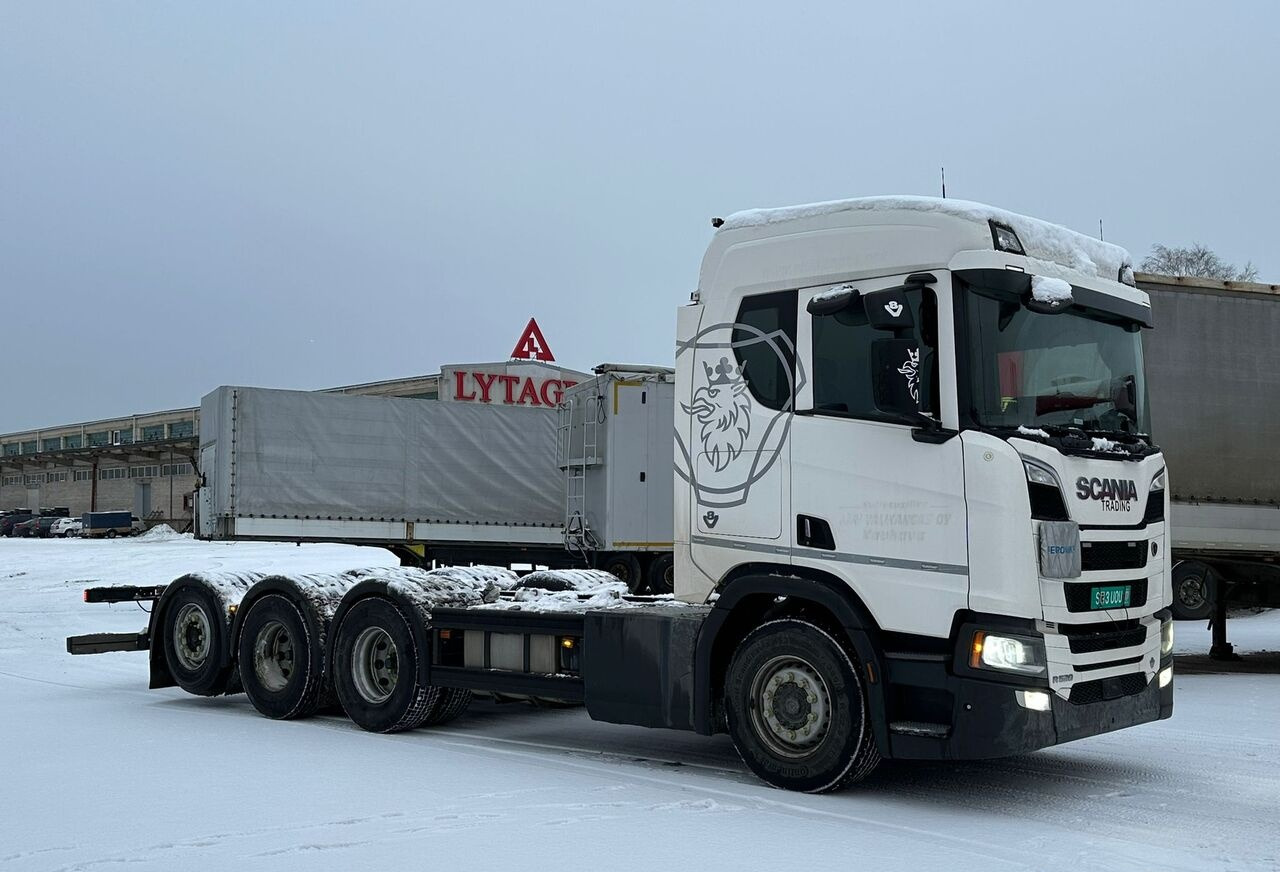 Scania R520 8x4 ADR - Camión chasis: foto 2 Scania R520 8x4 ADR - Camión chasis: foto 2