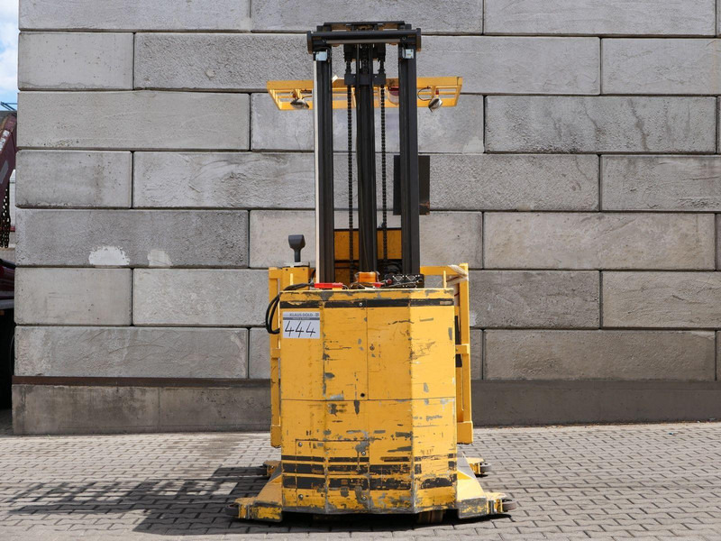 Atlet APC 100 Elektromos targonca - Carretilla elevadora eléctrica: foto 4 Atlet APC 100 Elektromos targonca - Carretilla elevadora eléctrica: foto 4