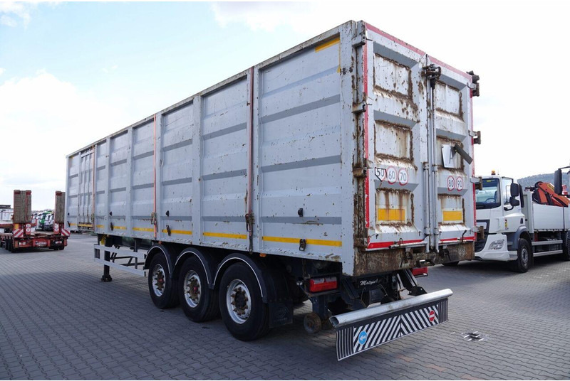 Bodex WYWROTKA 65 M3 / STALOWA / DO ZŁOMU / OŚ PODNOSZONA / DRZWI BOCZ - Semirremolque volquete: foto 4 Bodex WYWROTKA 65 M3 / STALOWA / DO ZŁOMU / OŚ PODNOSZONA / DRZWI BOCZ - Semirremolque volquete: foto 4
