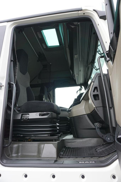 Cabeza tractora MAN TGX / 18.510 / EURO 6 / LOW DECK / MEGA / GX / ACC / RETARDER /: foto 8 Cabeza tractora MAN TGX / 18.510 / EURO 6 / LOW DECK / MEGA / GX / ACC / RETARDER /: foto 8