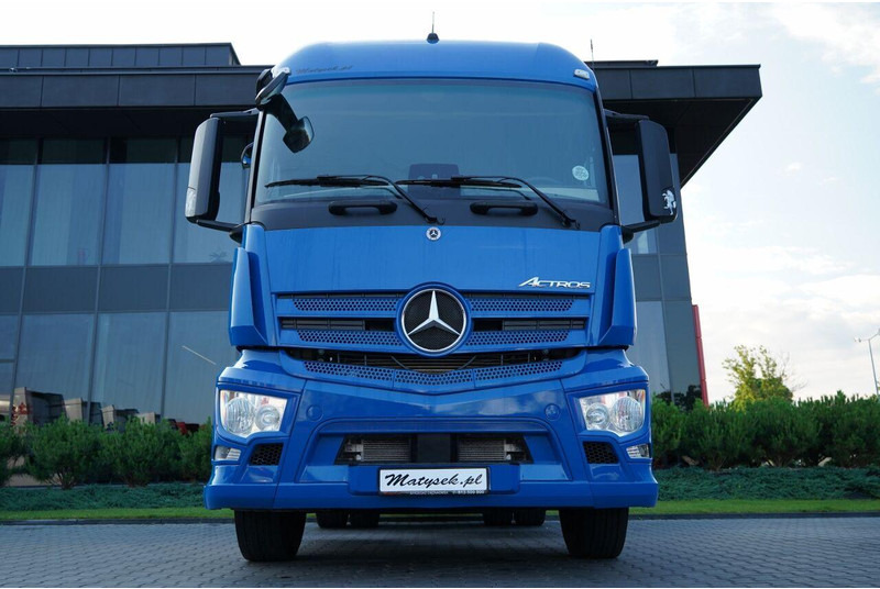 Mercedes-Benz ACTROS 1843 / PEŁNY ADR / ALUFELGI / EURO 6 / PO KONTRAKCIE SERW - Cabeza tractora: foto 3 Mercedes-Benz ACTROS 1843 / PEŁNY ADR / ALUFELGI / EURO 6 / PO KONTRAKCIE SERW - Cabeza tractora: foto 3