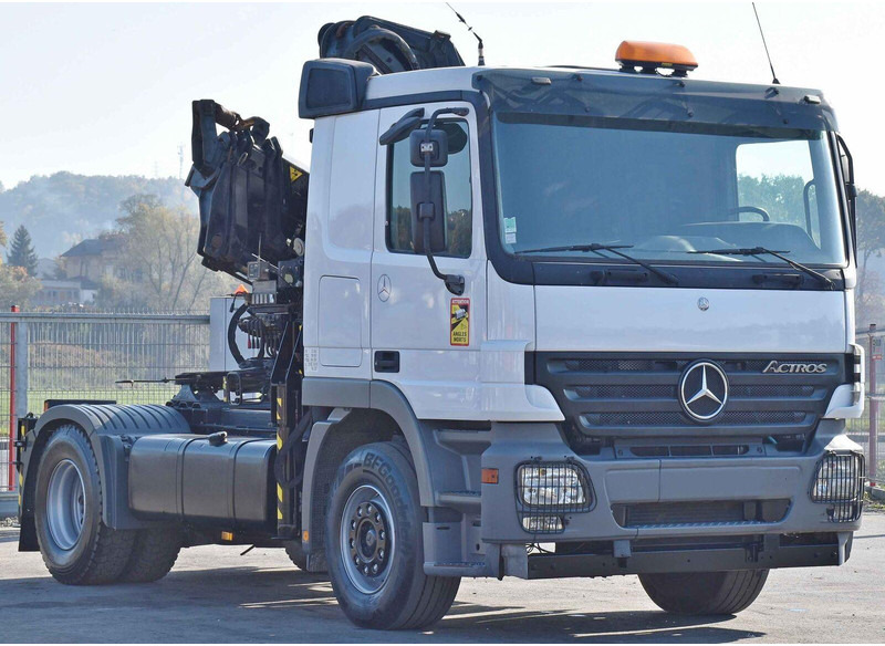 Mercedes-Benz ACTROS 1844 - Cabeza tractora: foto 3 Mercedes-Benz ACTROS 1844 - Cabeza tractora: foto 3