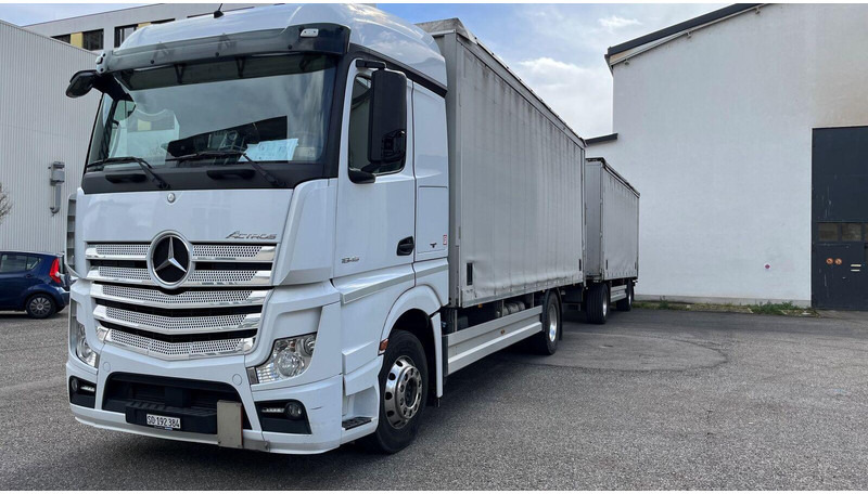 Mercedes-Benz Actros 1845 - Cabeza tractora: foto 1 Mercedes-Benz Actros 1845 - Cabeza tractora: foto 1