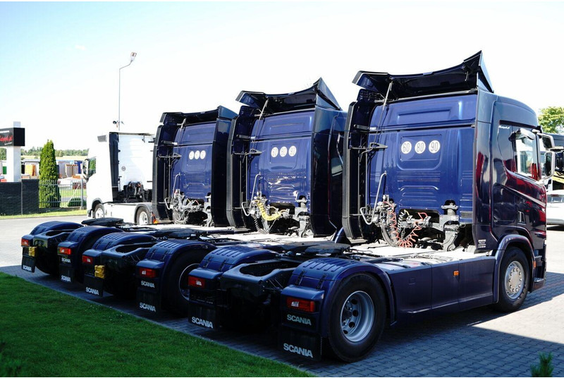 Scania R 450 / RETARDER / NISKA KABINA / PO KONTRAKCIE SERWISOWYM - Cabeza tractora: foto 5 Scania R 450 / RETARDER / NISKA KABINA / PO KONTRAKCIE SERWISOWYM - Cabeza tractora: foto 5