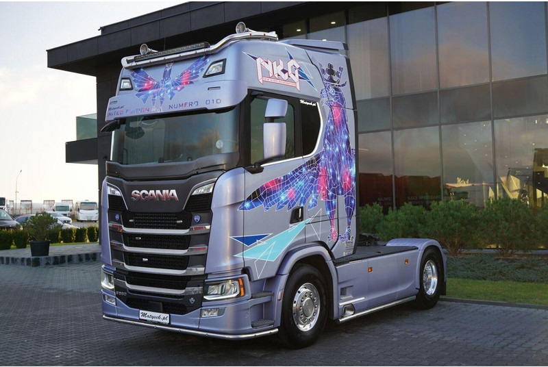 Scania S 580 / V8 / ORGINALNA EDYCJA LIMITED / NR 010 / RETARDER / I-PA - Cabeza tractora: foto 2 Scania S 580 / V8 / ORGINALNA EDYCJA LIMITED / NR 010 / RETARDER / I-PA - Cabeza tractora: foto 2