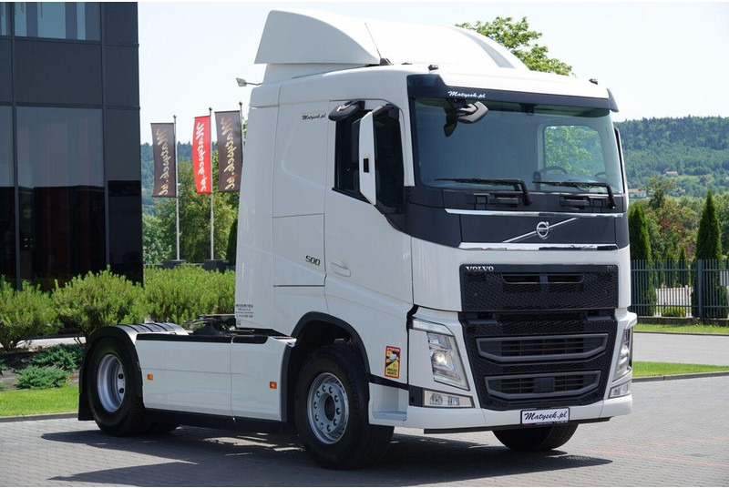 Volvo FH 500 / NISKA KABINA / PO ZŁOTYM KONTRAKCIE SERWISOWYM / OPONY - Cabeza tractora: foto 1 Volvo FH 500 / NISKA KABINA / PO ZŁOTYM KONTRAKCIE SERWISOWYM / OPONY - Cabeza tractora: foto 1
