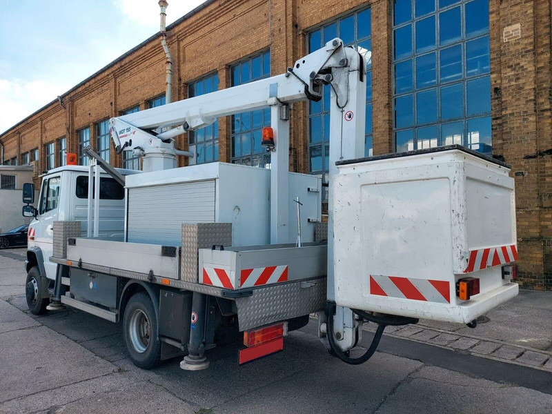 Mercedes-Benz Vario 814D - Lifting basket truck - Camión, Camión grúa: foto 4 Mercedes-Benz Vario 814D - Lifting basket truck - Camión, Camión grúa: foto 4