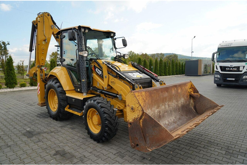 Retroexcavadora Caterpillar 432F: foto 11