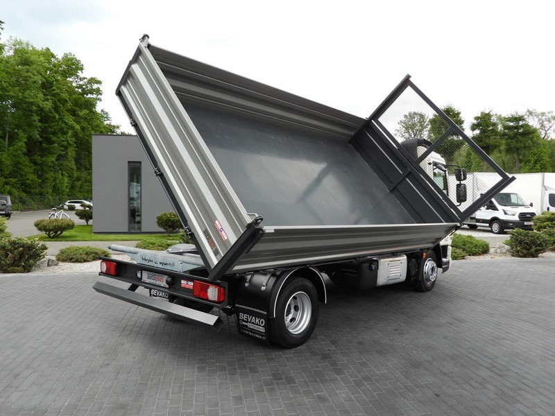 DAF LF 180 WYWROTKA TRÓJSTRONNA TEMPOMAT LEDY AUTOMAT BLIŹNIACZE KO - Camión volquete: foto 3 DAF LF 180 WYWROTKA TRÓJSTRONNA TEMPOMAT LEDY AUTOMAT BLIŹNIACZE KO - Camión volquete: foto 3