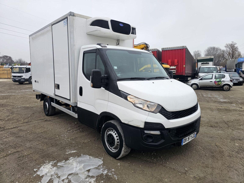 Iveco 35-130 S - Carrier Pulsor 350 frigo - Furgoneta frigorifica: foto 1 Iveco 35-130 S - Carrier Pulsor 350 frigo - Furgoneta frigorifica: foto 1
