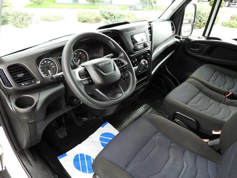 Iveco DAILY 35S18 PLANDEKA 10 PALET WEBASTO TEMPOMAT KLIMATYZACJA 18 - Furgoneta con lona: foto 2 Iveco DAILY 35S18 PLANDEKA 10 PALET WEBASTO TEMPOMAT KLIMATYZACJA 18 - Furgoneta con lona: foto 2