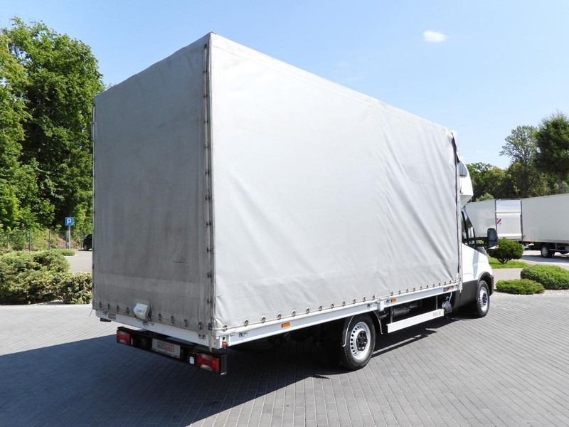 Iveco DAILY 35S18 PLANDEKA 10 PALET WEBASTO TEMPOMAT LEDY PNEUMATYKA K - Furgoneta con lona: foto 3 Iveco DAILY 35S18 PLANDEKA 10 PALET WEBASTO TEMPOMAT LEDY PNEUMATYKA K - Furgoneta con lona: foto 3