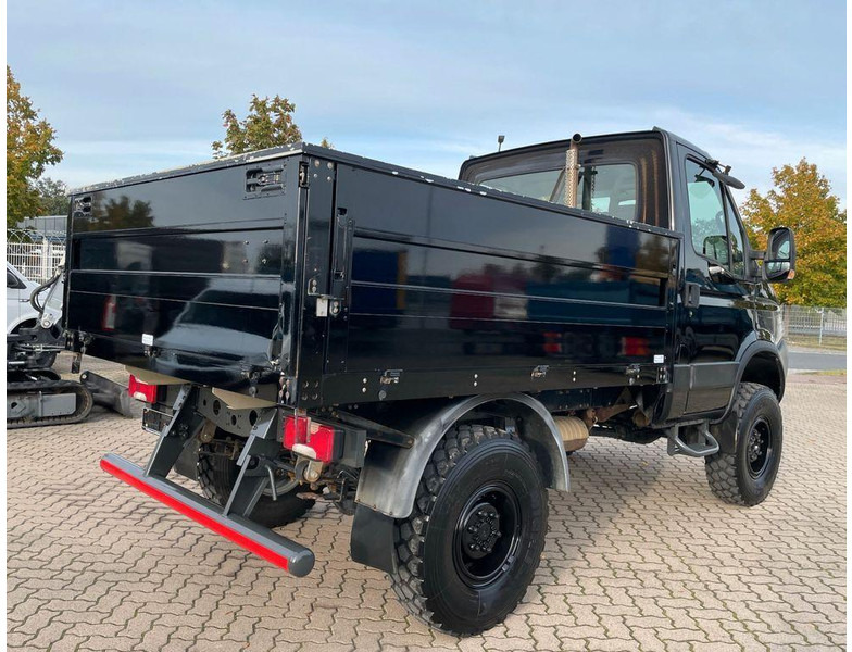 Iveco Daily 35S17 Flatbed 4x4 - Furgoneta caja abierta: foto 3 Iveco Daily 35S17 Flatbed 4x4 - Furgoneta caja abierta: foto 3