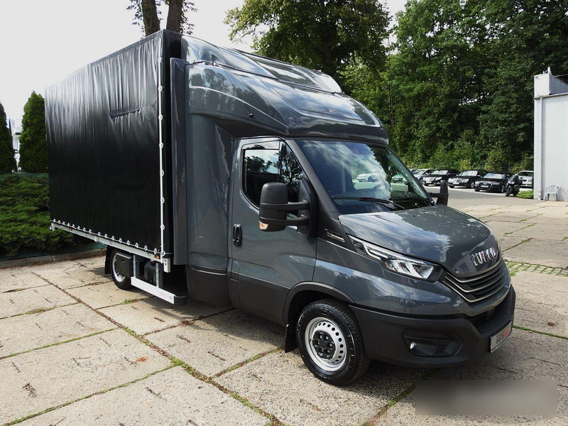 Iveco Daily 35S18 Curtain side - Furgoneta con lona: foto 2 Iveco Daily 35S18 Curtain side - Furgoneta con lona: foto 2