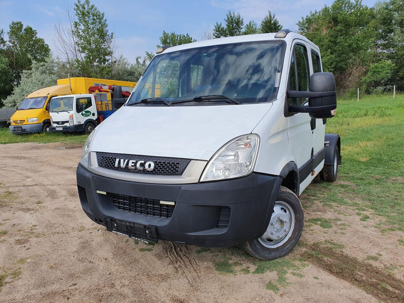 Iveco Daily 50C17 DOKA BE Mini Trekker - SZM - 3.5t - Cabeza tractora BE, Furgoneta combi: foto 1 Iveco Daily 50C17 DOKA BE Mini Trekker - SZM - 3.5t - Cabeza tractora BE, Furgoneta combi: foto 1
