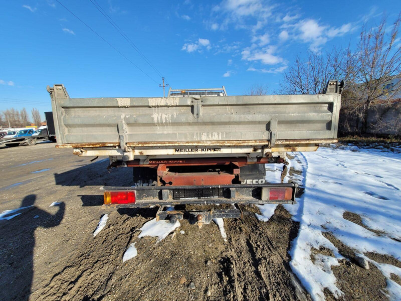 Camión volquete Iveco Daily 65 C 17 3 sided tipper 6,5t: foto 9