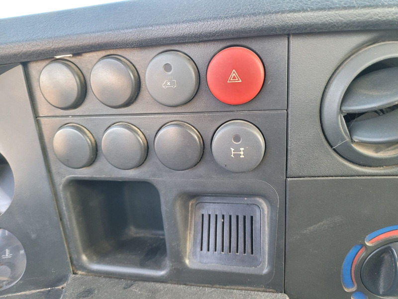 Camión volquete Iveco Daily 65 C 17 3 sided tipper 6,5t: foto 17